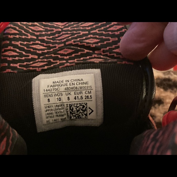 ***Closet Clean Out!*** (Rare) Converse Chuck Taylor Hi-Tops red leather - Picture 5 of 5